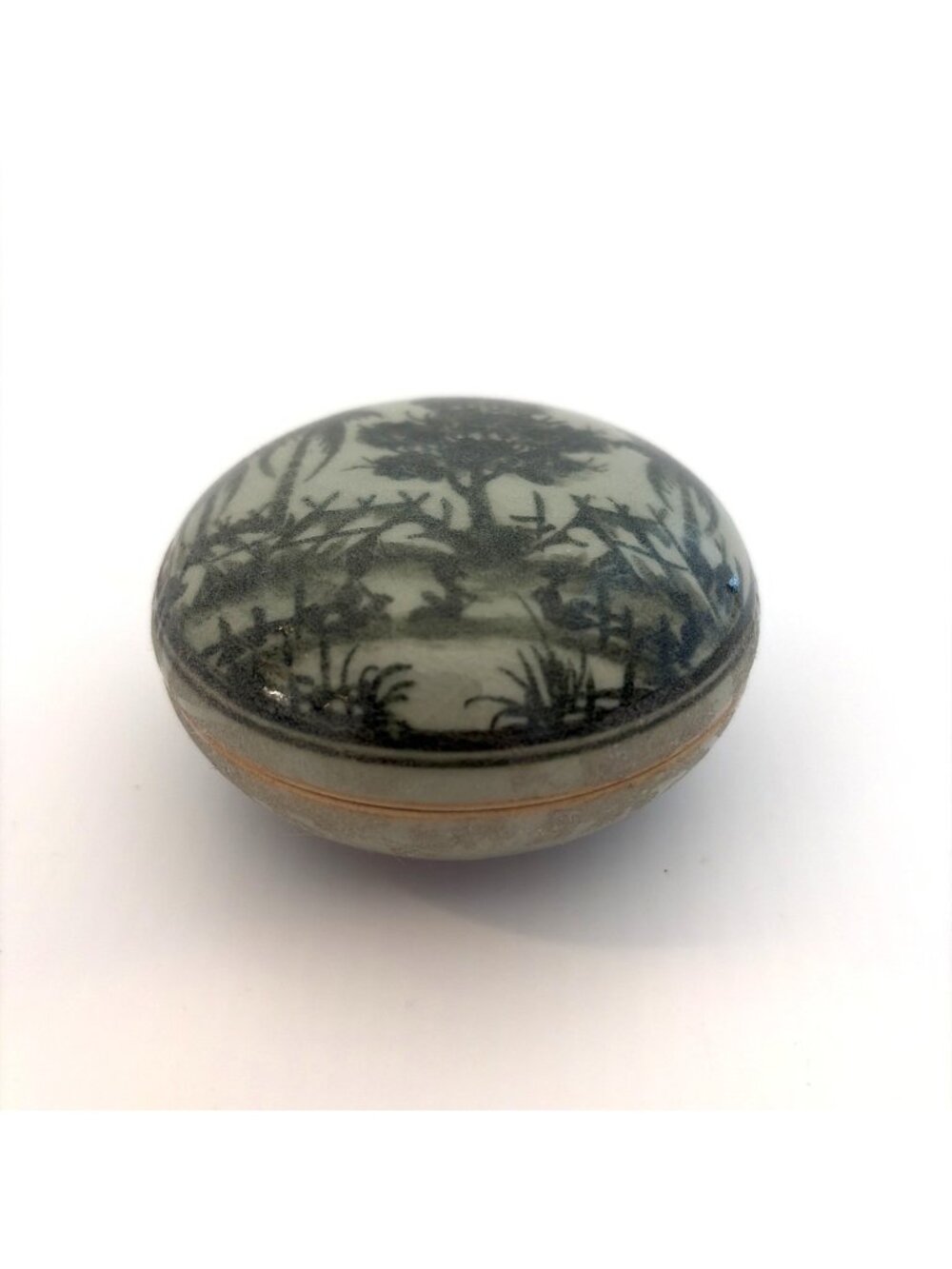 Vintage Chiang Mai Thailand Celadon Covered Trinket Ring Box Hand Painted 3"